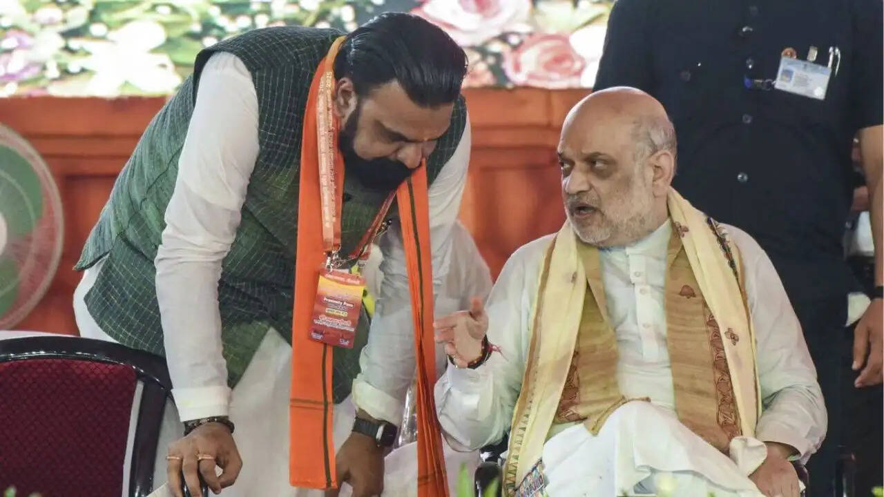 बिहार की राजनीति में हलचल: अमित शाह और सम्राट चौधरी की महत्वपूर्ण मुलाकात