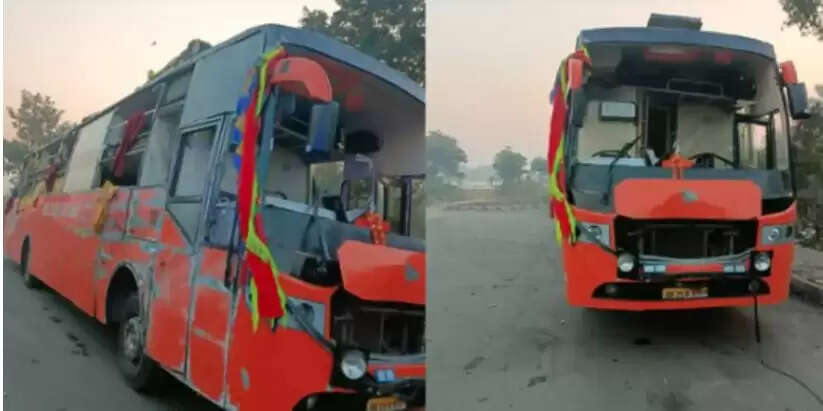 कानपुर में आगरा-लखनऊ एक्सप्रेसवे पर डबल डेकर बस का भीषण हादसा