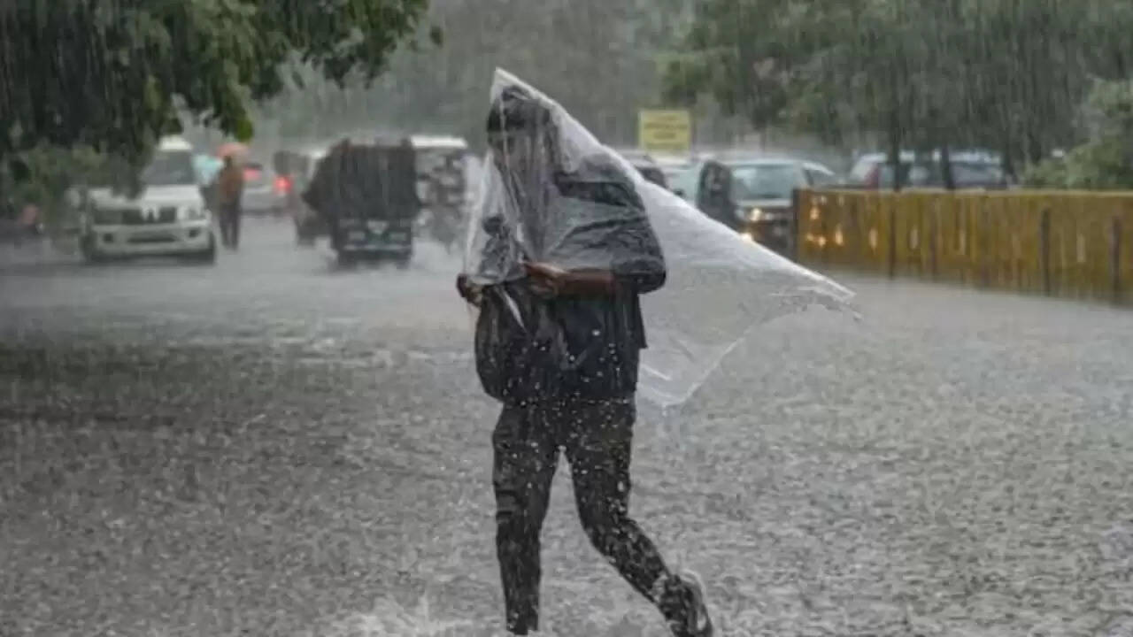 राजस्थान में बारिश का कहर: IMD ने जारी किया रेड और ऑरेंज अलर्ट