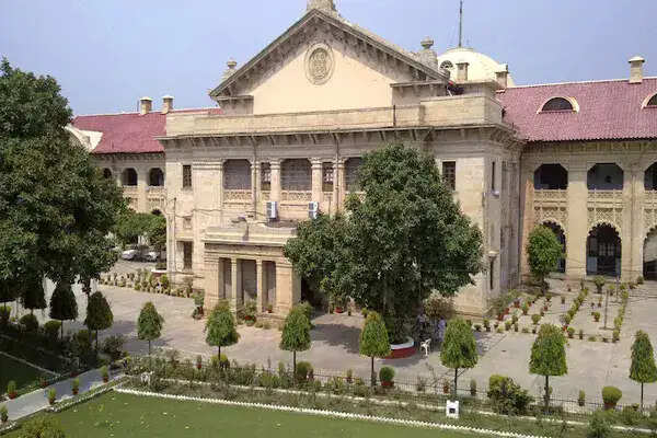 इलाहाबाद हाईकोर्ट ने फर्जी पीएचडी ठगी मामले में सख्त रुख अपनाया