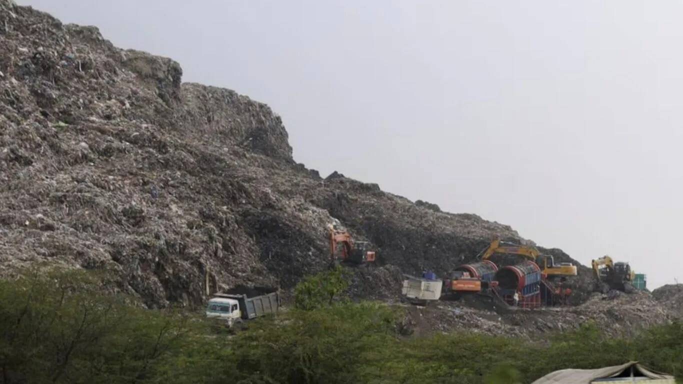 गुरुग्राम में कूड़े के पहाड़ को खत्म करने की नई योजना