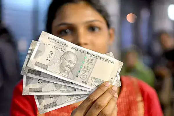 ओडिशा सरकार ने महिला दिवस पर महिलाओं को दी आर्थिक सहायता