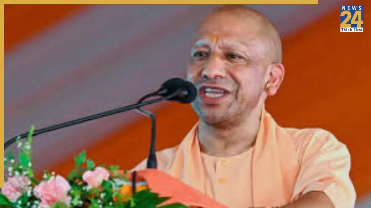 सीएम योगी ने प्रतापगढ़ में विकास कार्यों का उद्घाटन करते हुए सपा और कांग्रेस पर साधा निशाना