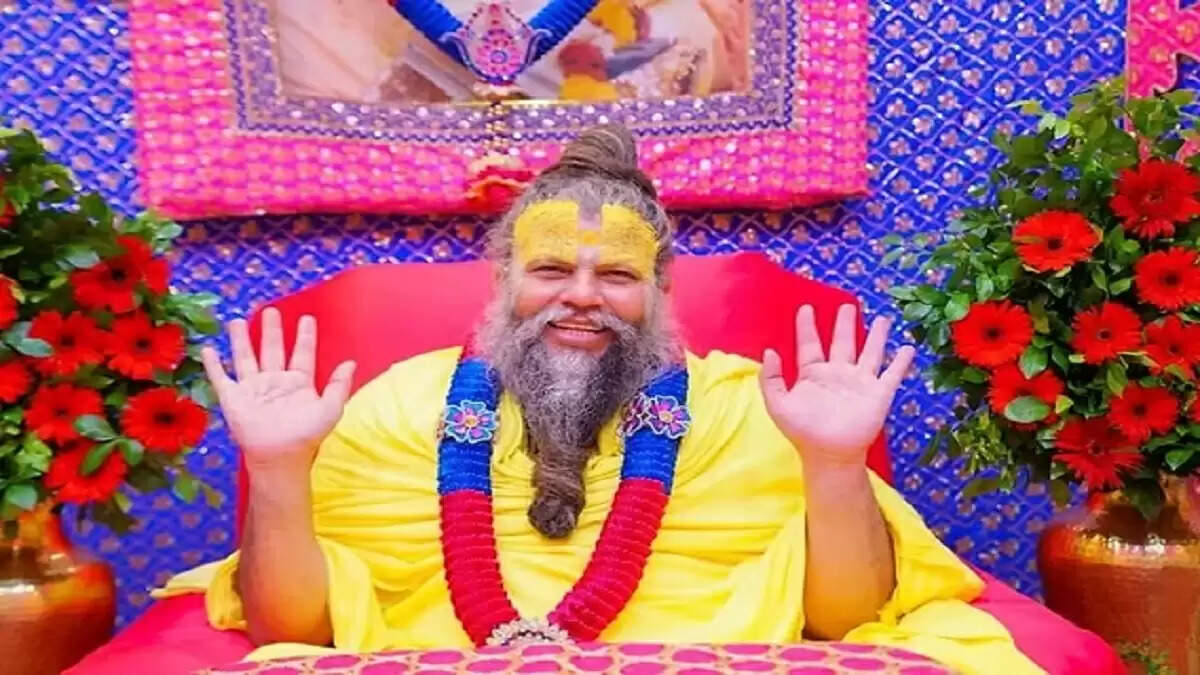 प्रेमानंद जी महाराज का लिव-इन रिलेशनशिप पर विवादास्पद बयान
