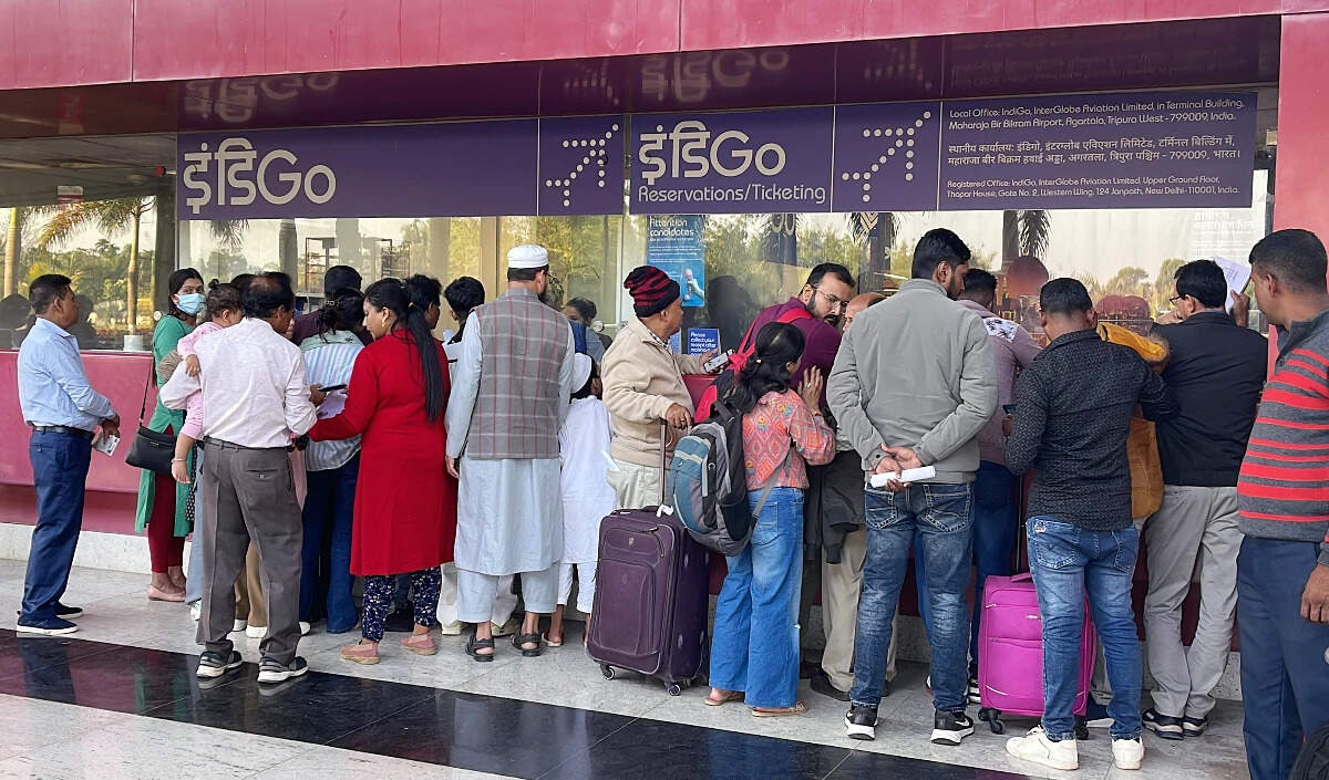 इंडिगो एयरलाइन को डीजीसीए से मिली राहत, परिचालन में सुधार की उम्मीद