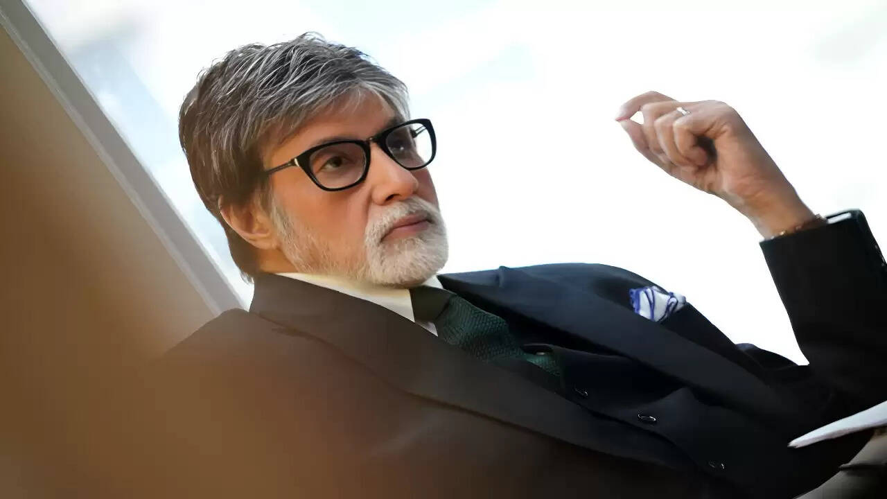 अमिताभ बच्चन ने गोरेगांव में बेचे दो महंगे अपार्टमेंट