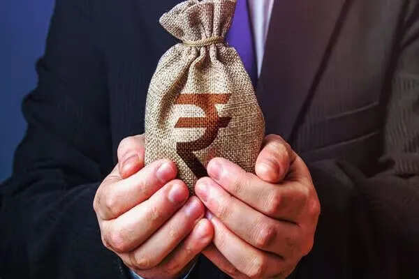 RBI का नया नियम: लोन चुकाने में चूक पर फोन होगा लॉक