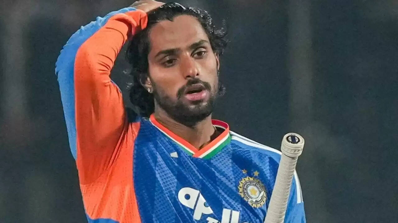 शुभमन गिल को मिल सकता है T20 वर्ल्ड कप में मौका, तिलक वर्मा की इंजरी से खुला दरवाजा