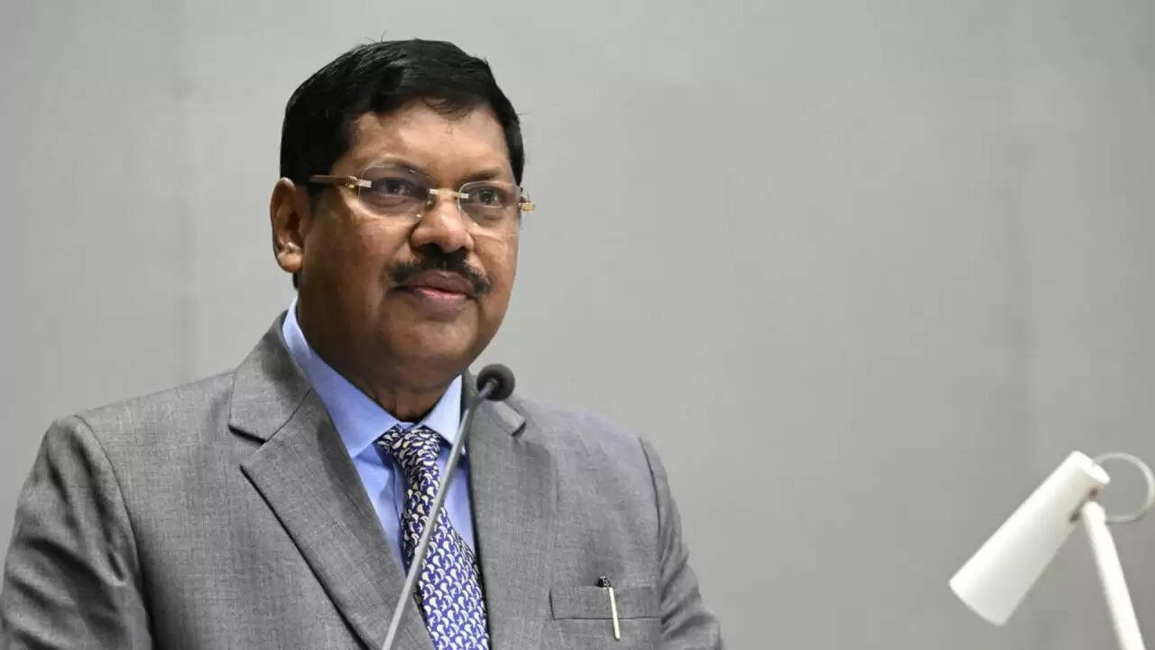 पूर्व CJI जस्टिस बी.आर. गवई का बेबाक इंटरव्यू: न्यायपालिका और राजनीति पर विचार