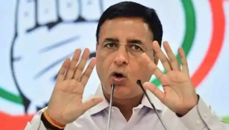 कच्चे तेल की कीमतों में गिरावट: कांग्रेस नेता ने मोदी सरकार पर उठाए सवाल