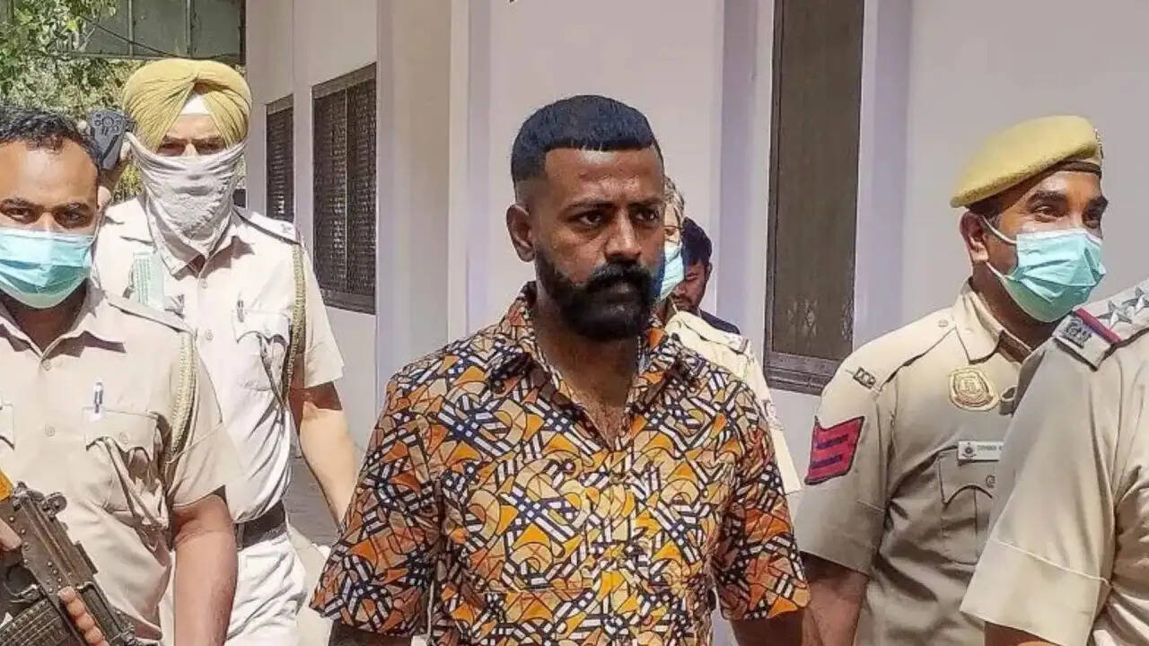 महाठग सुकेश चंद्रशेखर को मिली जमानत