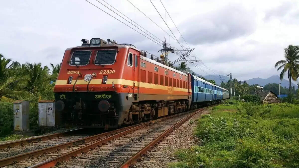 2025 में तत्काल टिकट बुकिंग के लिए नए नियम: आधार और ओटीपी अनिवार्य