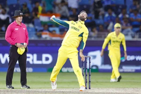 भारत-ऑस्ट्रेलिया टी20 सीरीज: मैक्सवेल और स्टोइनिस के पास ऐतिहासिक उपलब्धि का मौका