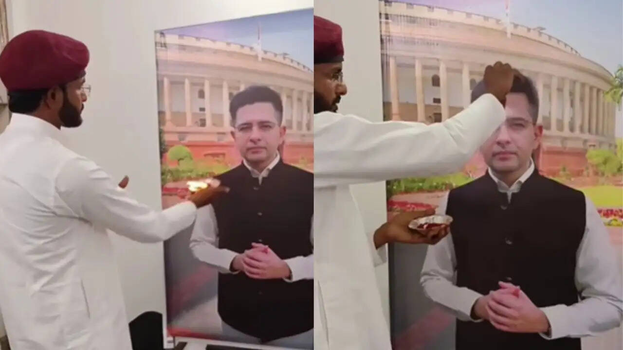 योगी यूथ ब्रिगेड ने राघव चड्ढा की तस्वीर की आरती, क्या है इसके पीछे का रहस्य?