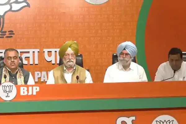 एचएस फूलका ने भाजपा में शामिल होकर पंजाब की राजनीति में मचाई हलचल