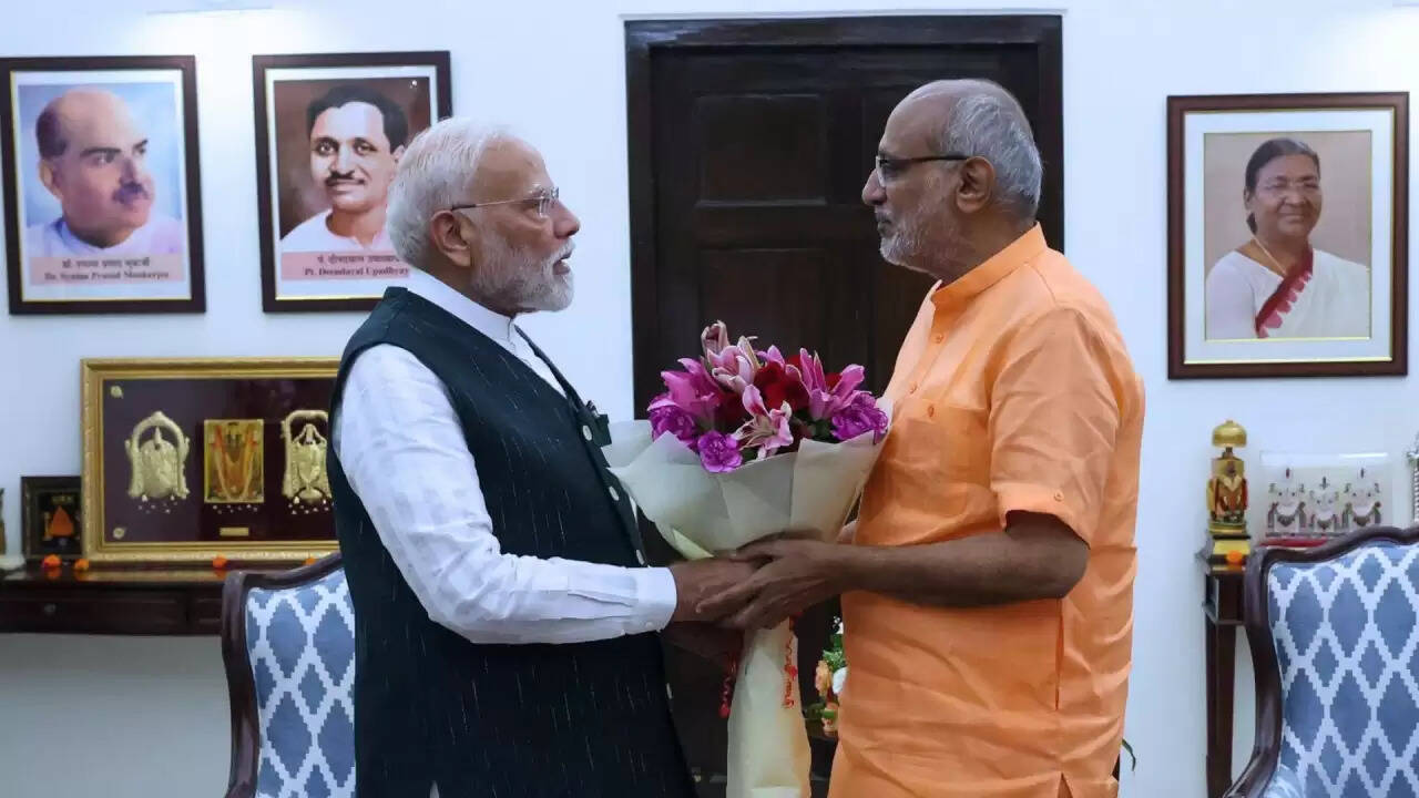 CP Radhakrishnan बने नए उपराष्ट्रपति: जानें उनकी सुविधाएं और वेतन