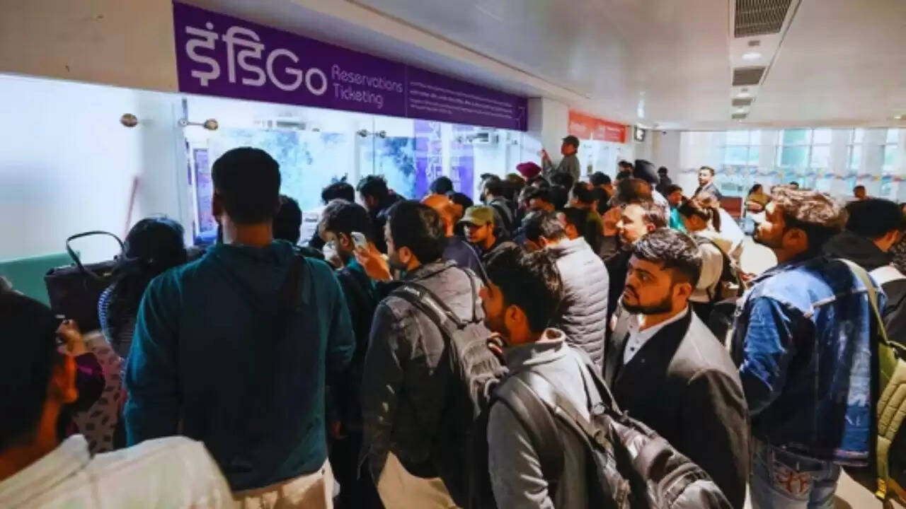 फ्लाइट कैंसिलेशन के बीच भारतीय रेलवे ने शुरू की विशेष ट्रेन सेवाएं