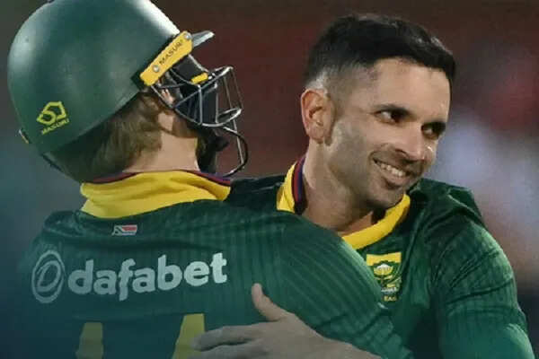 साउथ अफ्रीका ने इंग्लैंड को हराकर वनडे सीरीज में बनाई 2-0 की बढ़त