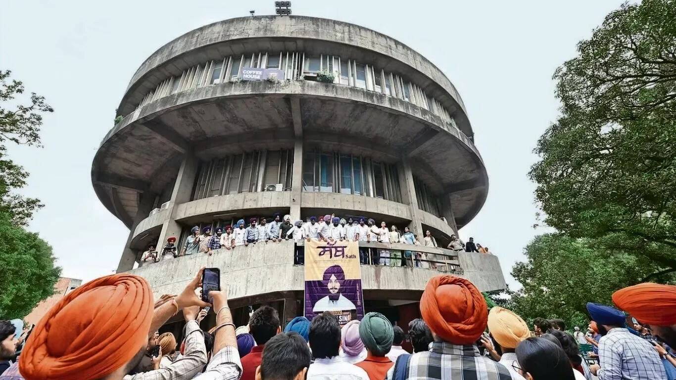 पंजाब यूनिवर्सिटी चुनाव 2025: वोटिंग की तैयारी और प्रमुख उम्मीदवार