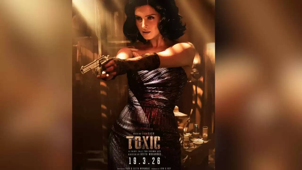 तारा सुतारिया का 'टॉक्सिक' में पहला लुक हुआ जारी, यश के साथ नजर आएंगी