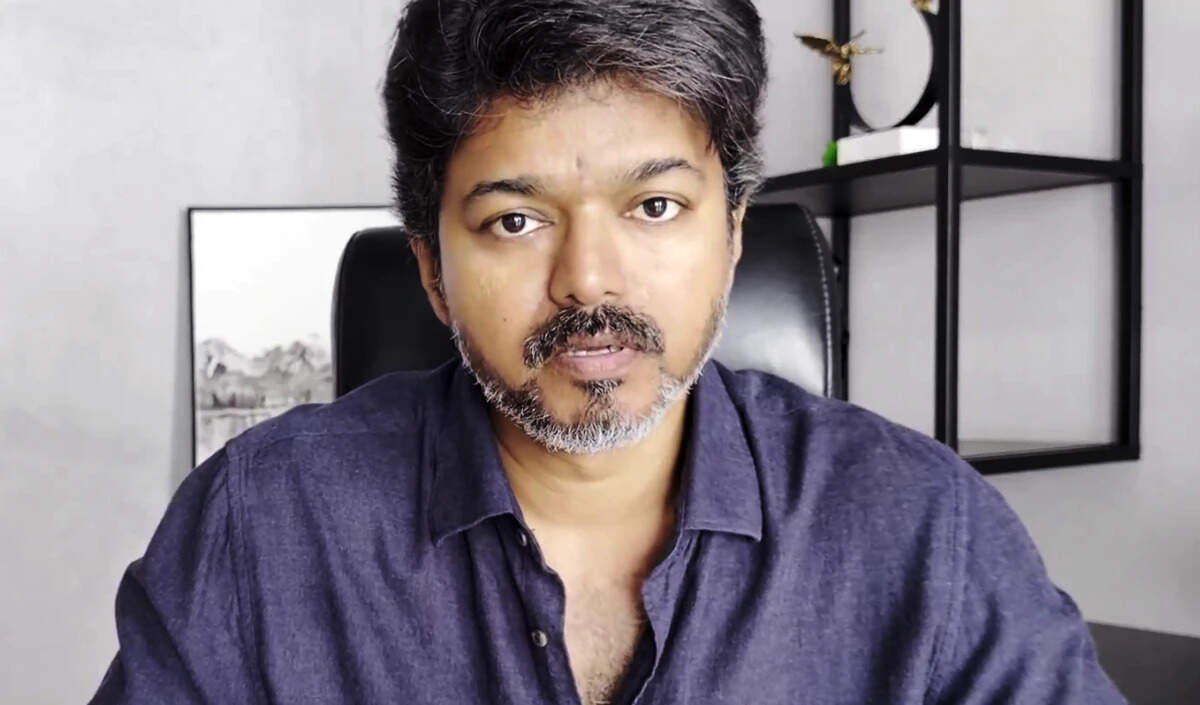 विजय करूर भगदड़ मामले में CBI के सामने पेश होने के लिए दिल्ली रवाना