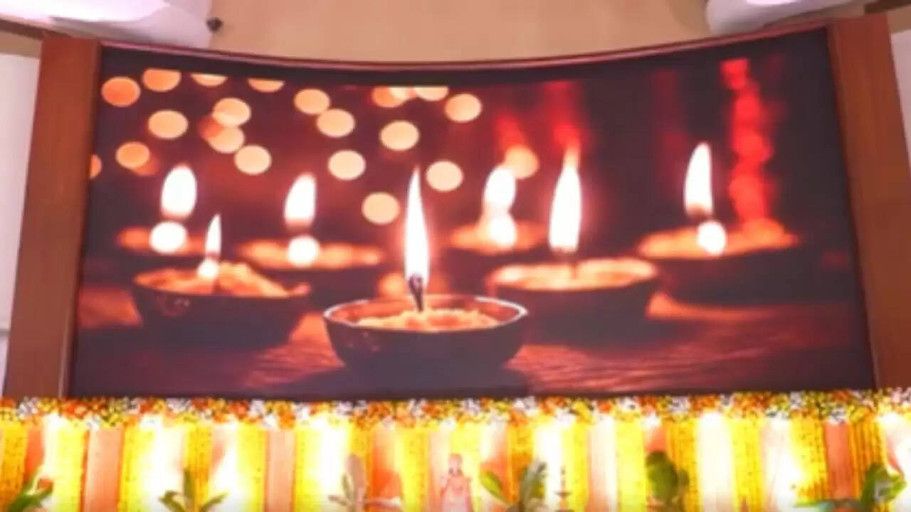 दिवाली पर मुहूर्त ट्रेडिंग: जानें इसका महत्व और समय