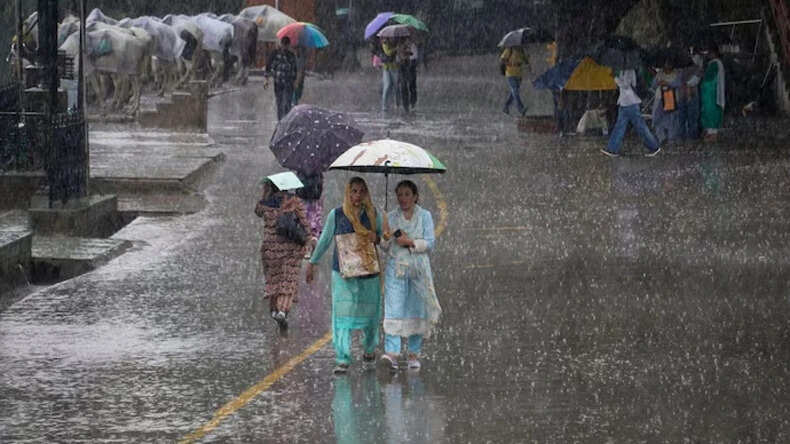 दक्षिण-पश्चिम मानसून के आगमन के लिए अनुकूल परिस्थितियों की रिपोर्ट