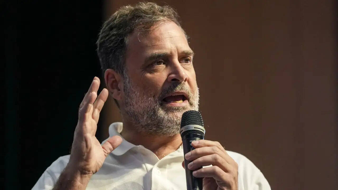 राहुल गांधी ने कांग्रेस सम्मेलन में मोदी सरकार पर उठाए गंभीर सवाल