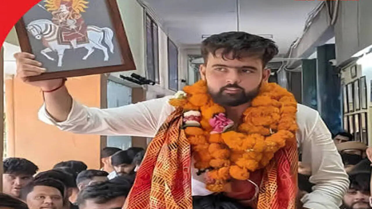 दिल्ली विश्वविद्यालय छात्र संघ चुनाव में एबीवीपी की शानदार जीत