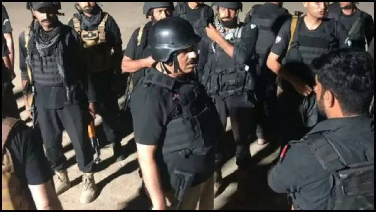 पाकिस्तान में पुलिस ट्रेनिंग स्कूल पर आतंकवादी हमला विफल