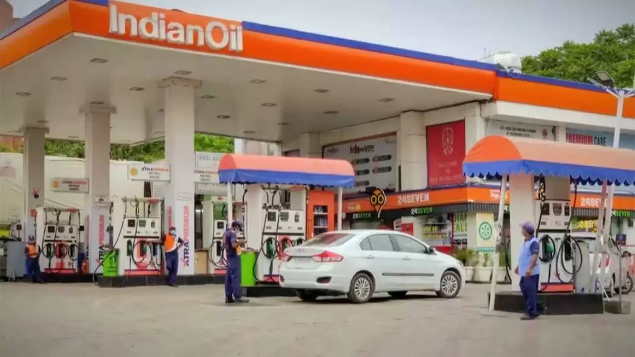 दिल्ली में प्रदूषण के खिलाफ सख्त कदम: PUC सर्टिफिकेट अनिवार्य