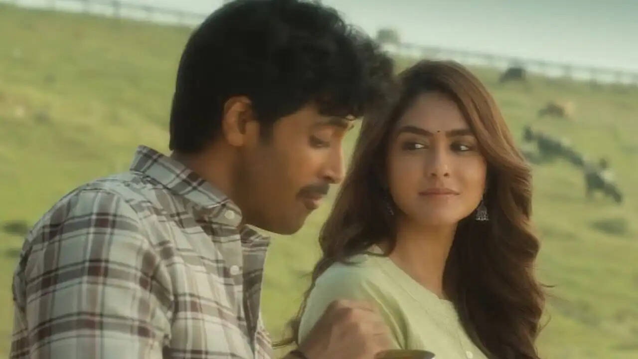 डकैत: ए लव स्टोरी की बॉक्स ऑफिस पर धीमी रफ्तार, मंडे पर गिरावट