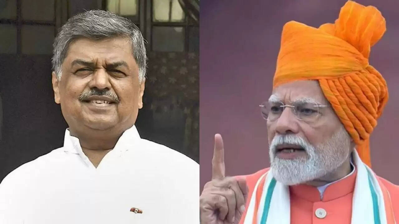 कांग्रेस नेता ने RSS को बताया भारतीय तालिबान, मोदी के भाषण पर उठाए सवाल