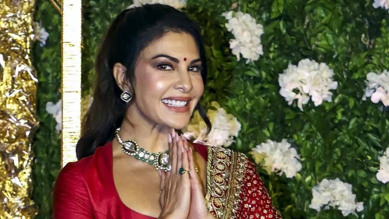 जैकलीन फर्नांडिस ने मनी लॉन्ड्रिंग मामले में गवाह बनने की अनुमति मांगी