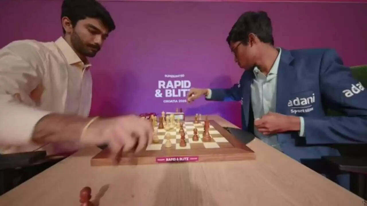 क्या भारतीय शतरंज के सितारे गुकेश ने कार्लसन को हराकर नया इतिहास रच दिया?