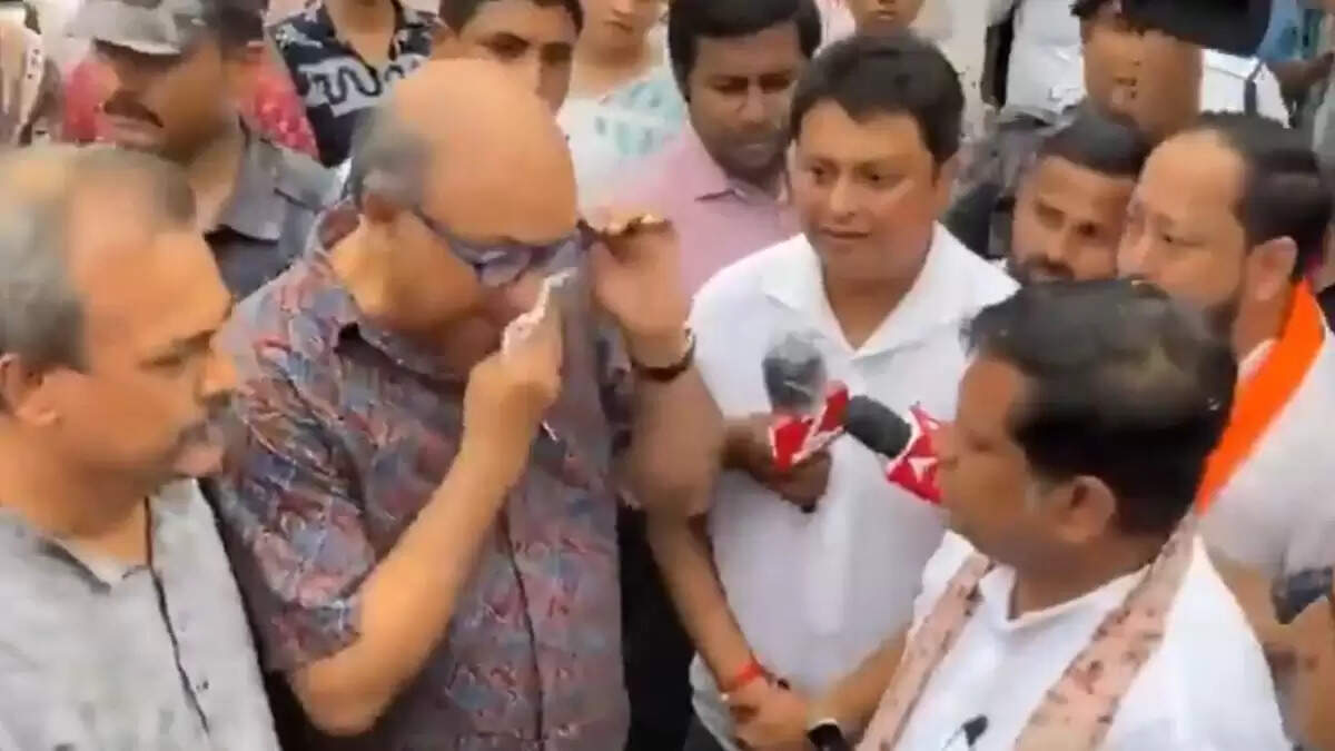 कोलकाता पुलिस ने केंद्रीय मंत्री सुकांत मजूमदार को हिरासत में लिया