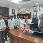 किसान छात्र एकता संगठन ने वीसी को ज्ञापन सौंपा, छात्रवृत्ति में अनियमितताओं की उठाई आवाज