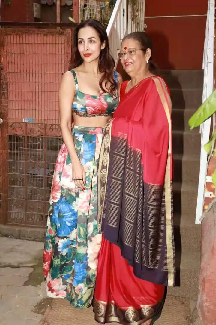 मलाइका अरोड़ा की नई तस्वीरें: मां-बेटी की जोड़ी ने सबका दिल जीता