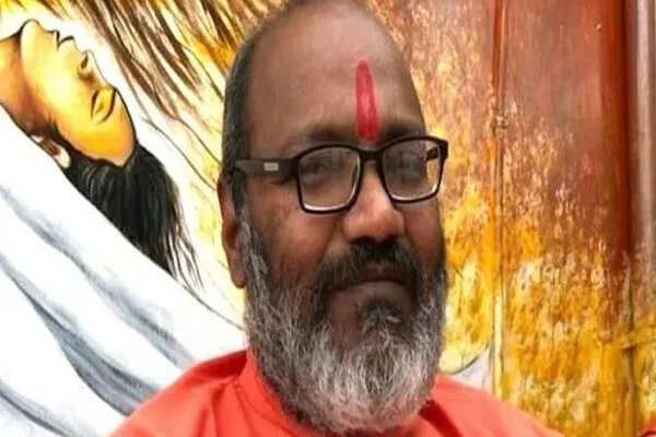 यति नरसिंहानंद का विवादास्पद बयान: एक बेटे की मां को नागिन से जोड़ा