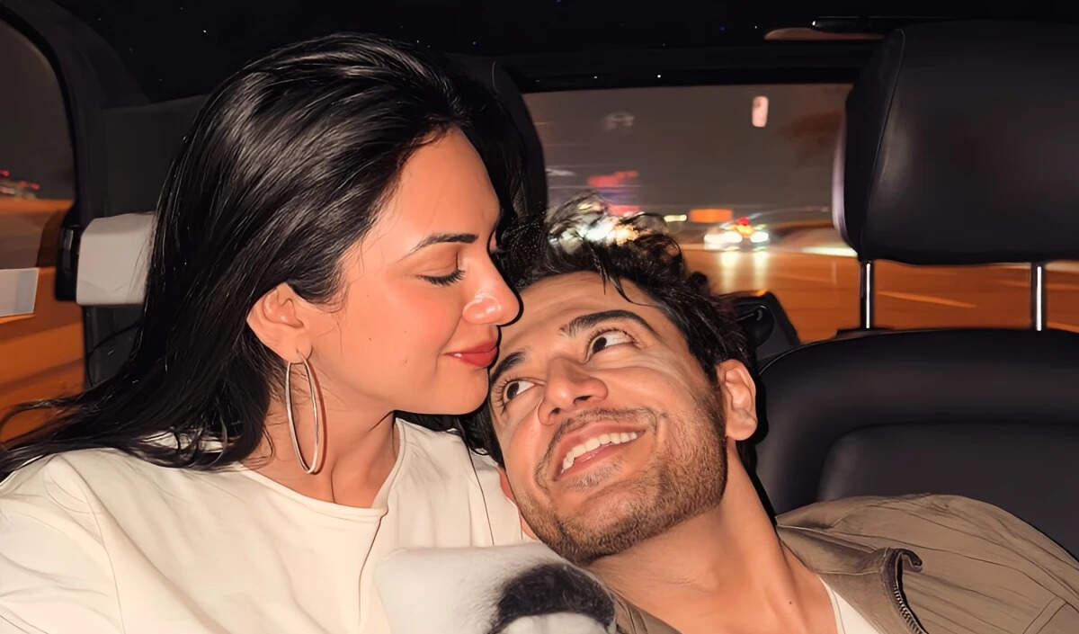 गौरव खन्ना और आकांक्षा चमोला की जन्मदिन पार्टी में छाया जश्न