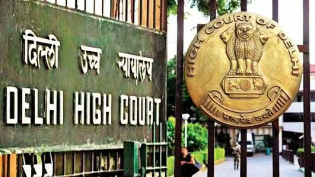 दिल्ली हाईकोर्ट में बम की धमकी: सुरक्षा के लिए परिसर किया गया खाली