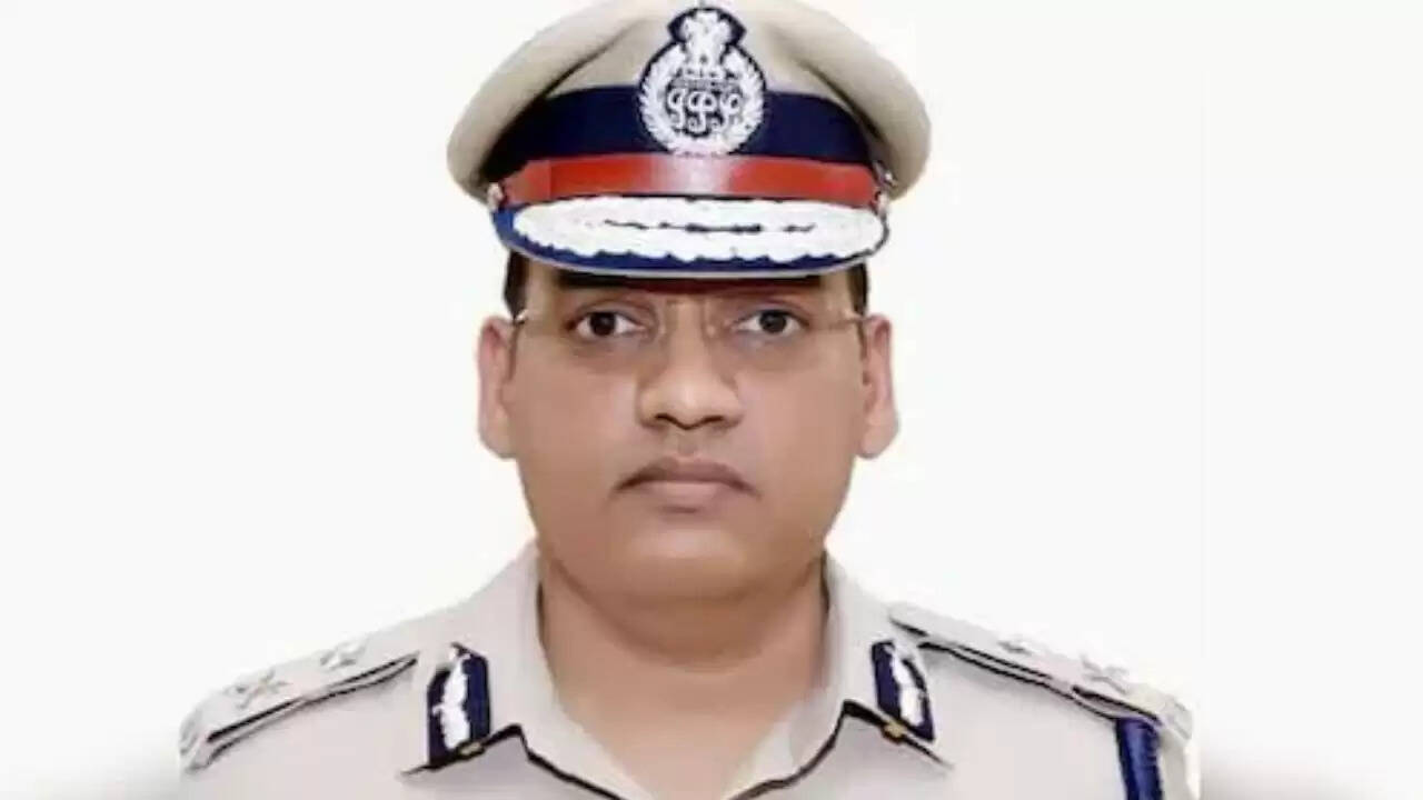 हरियाणा के IPS अधिकारी की आत्महत्या: मानसिक उत्पीड़न का मामला
