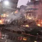 मणिकर्णिका घाट: जानें क्यों जलती रहती है इसकी अग्नि