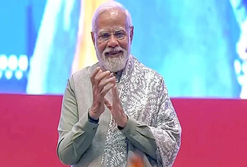 प्रधानमंत्री मोदी ने यूट्यूब पर 30 मिलियन सब्सक्राइबर का मील का पत्थर पार किया