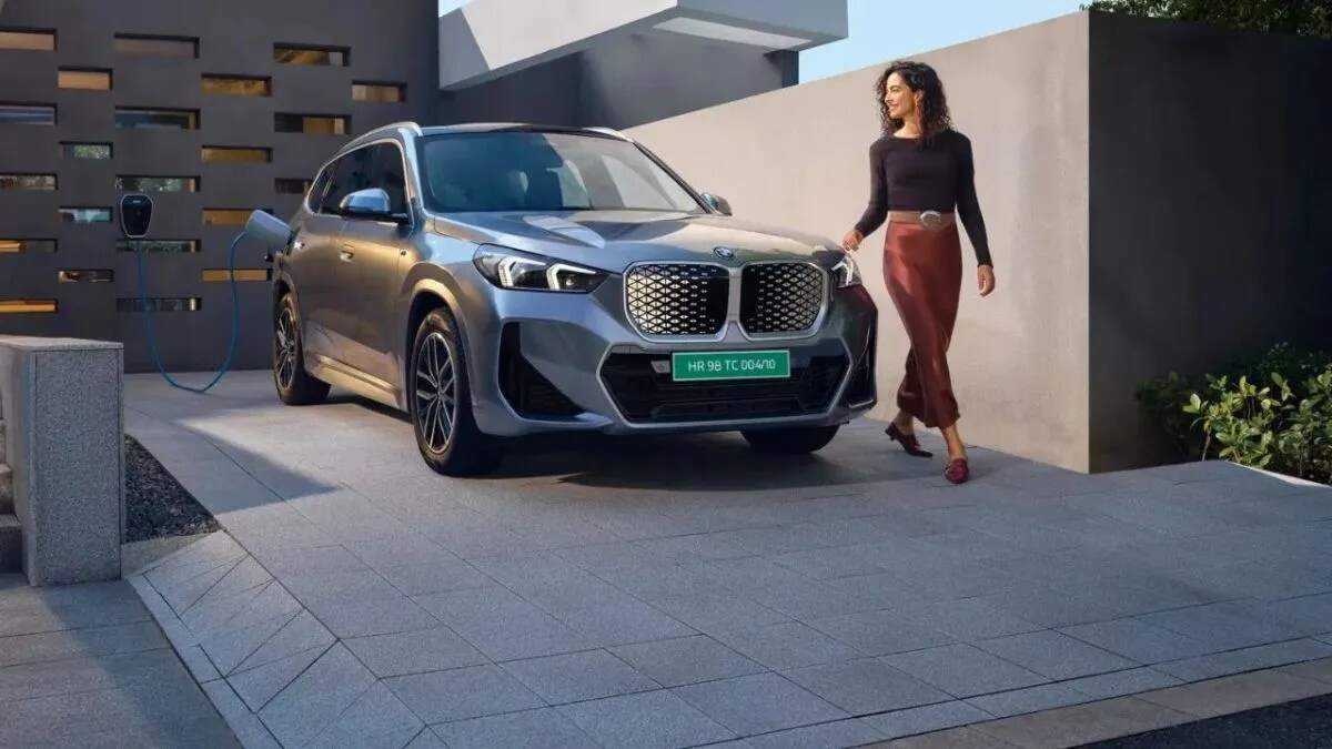 BMW की इलेक्ट्रिक कारों की बिक्री में अभूतपूर्व वृद्धि