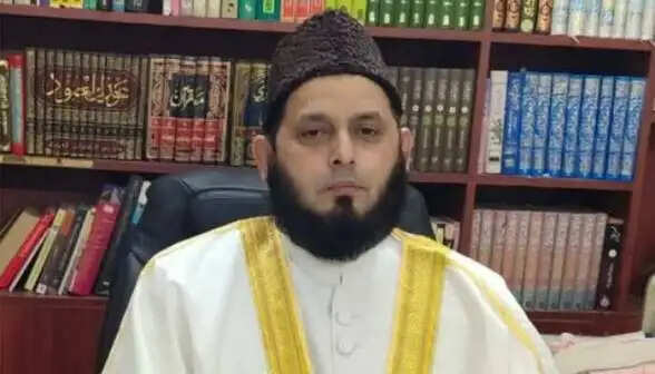 ईद-उल-फितर 21 मार्च को मनाई जाएगी, चांद नहीं दिखा: लखनऊ इमाम