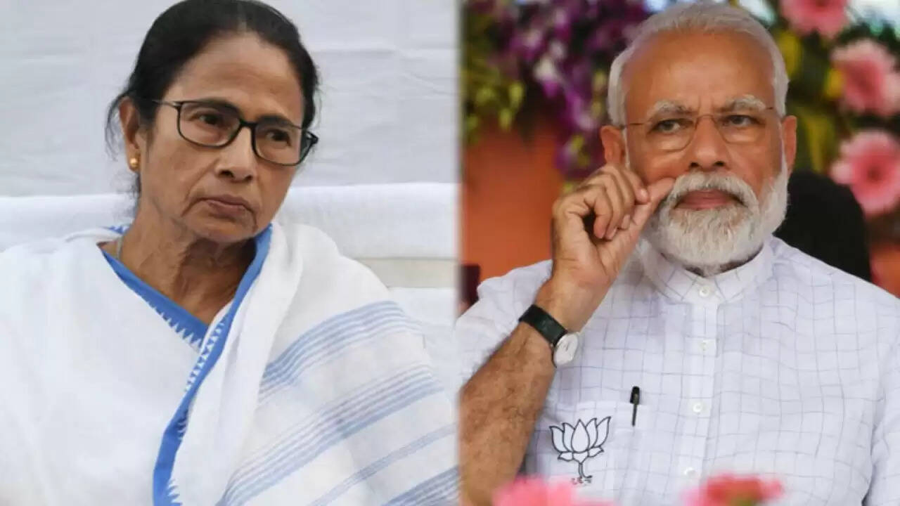 ममता बनर्जी का मोदी पर पलटवार: 'ऑपरेशन बंगाल' पर खुली बहस की चुनौती