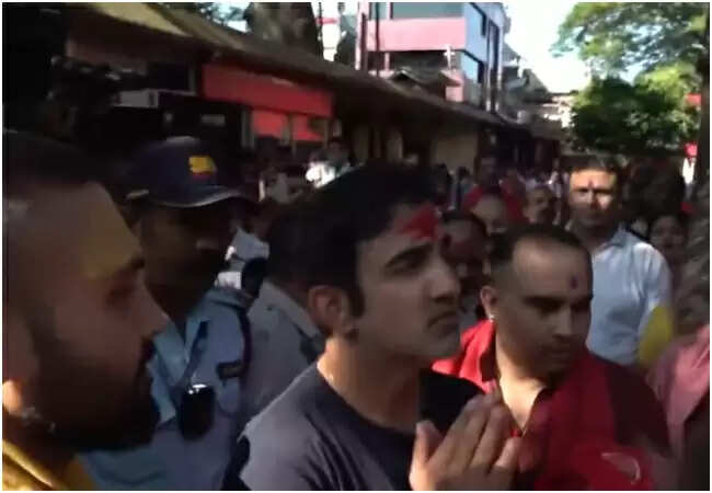 गौतम गंभीर ने मां कामाख्या धाम का किया दौरा, भारत-साउथ अफ्रीका टेस्ट मैच से पहले लिया आशीर्वाद