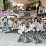 किसानों का आंदोलन: सरकार की हठधर्मिता से बढ़ सकता है रोष