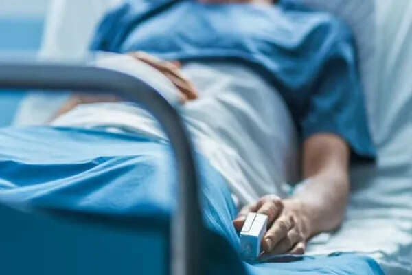 महाराष्ट्र में कोविड मरीज की हत्या का आदेश देने वाला डॉक्टर विवाद में